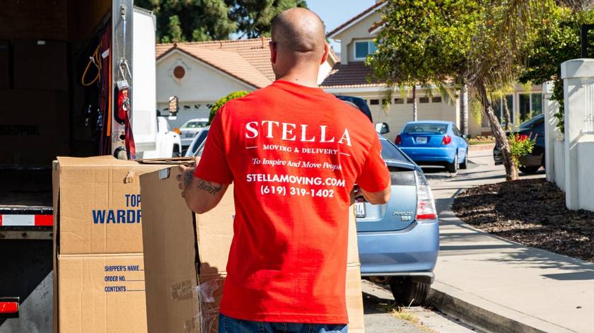 Stella Moving